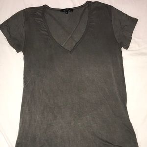 Dark grey t shirt!!